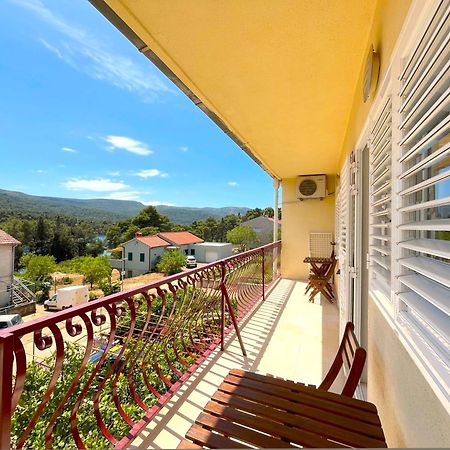 Apartments Sea & Sky Stari Grad  Εξωτερικό φωτογραφία