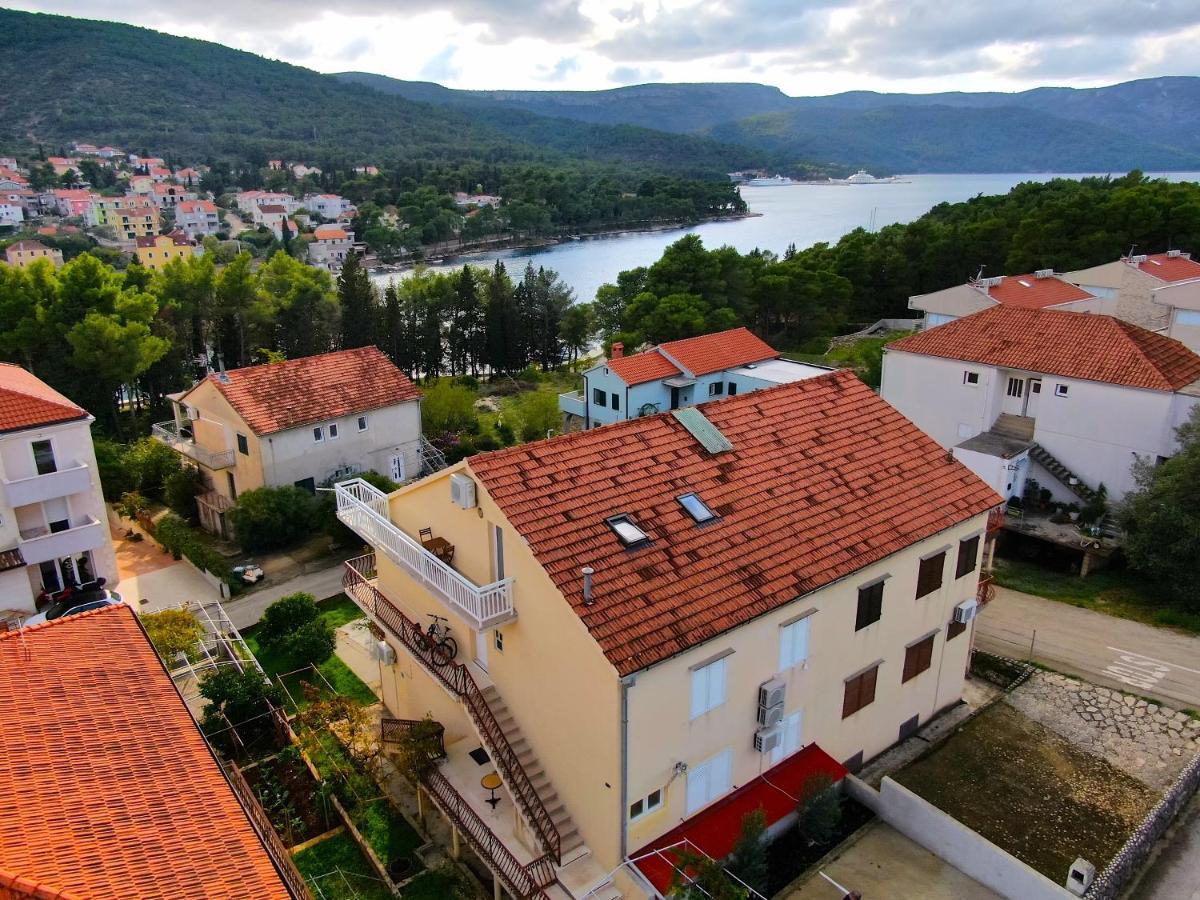 Apartments Sea & Sky Stari Grad  Εξωτερικό φωτογραφία