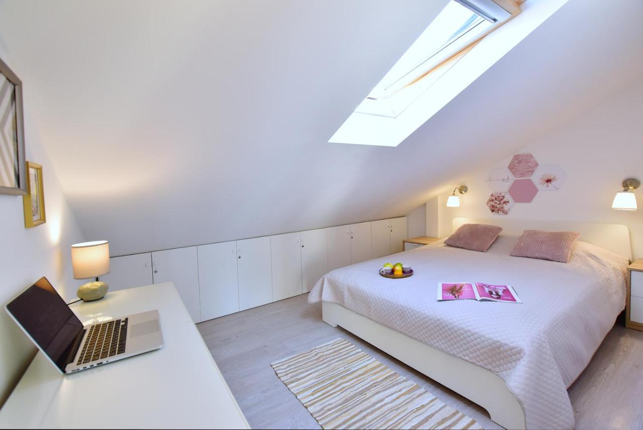 Apartments Sea & Sky Stari Grad  Εξωτερικό φωτογραφία