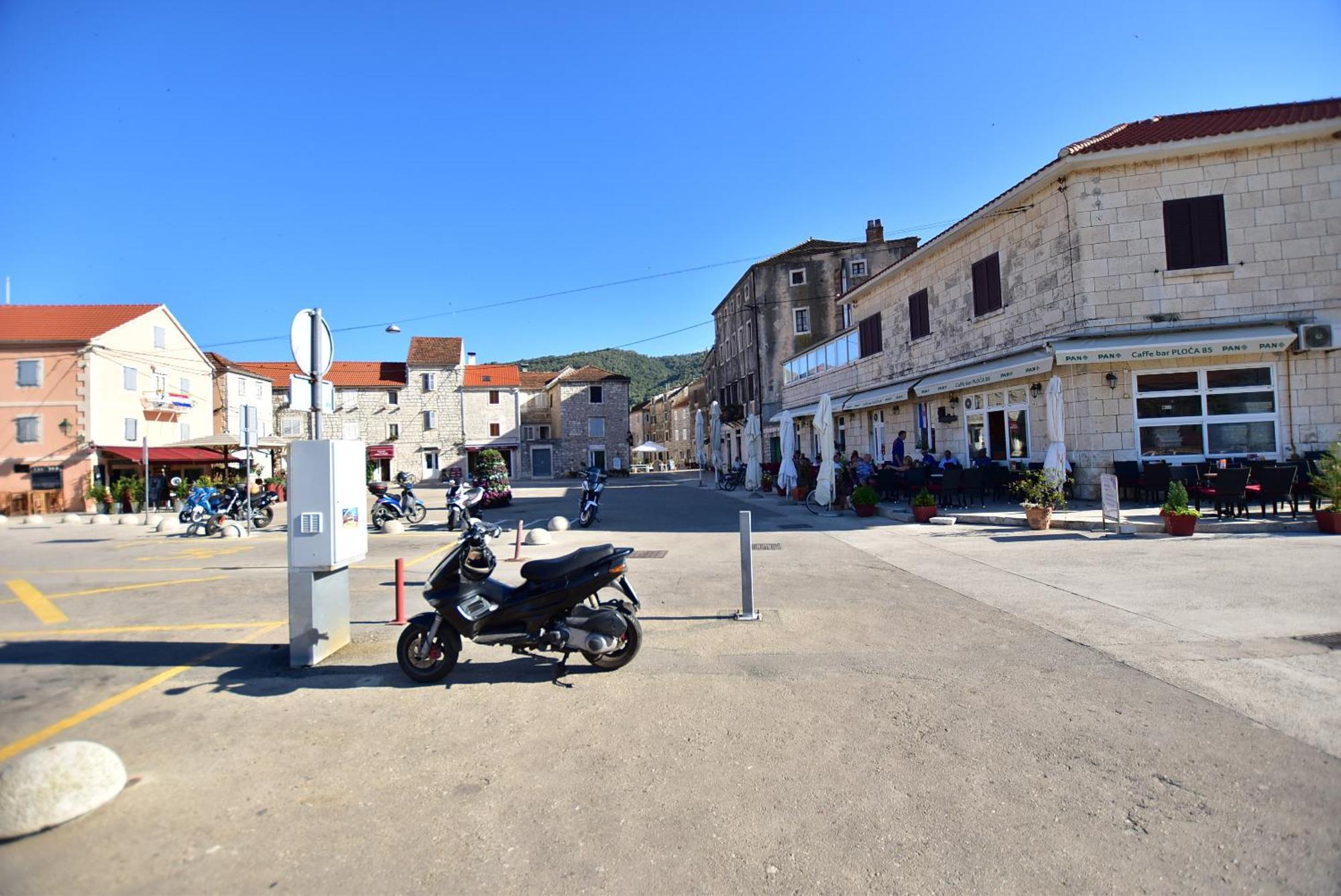 Apartments Sea & Sky Stari Grad  Εξωτερικό φωτογραφία
