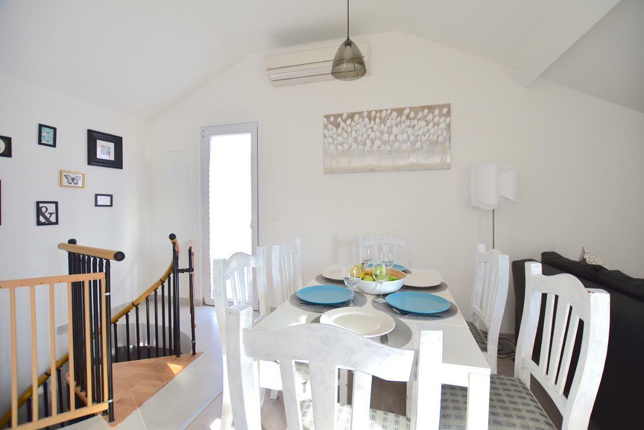 Apartments Sea & Sky Stari Grad  Εξωτερικό φωτογραφία