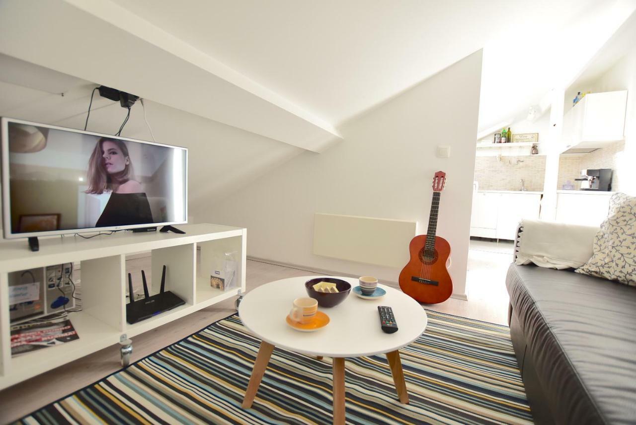 Apartments Sea & Sky Stari Grad  Εξωτερικό φωτογραφία