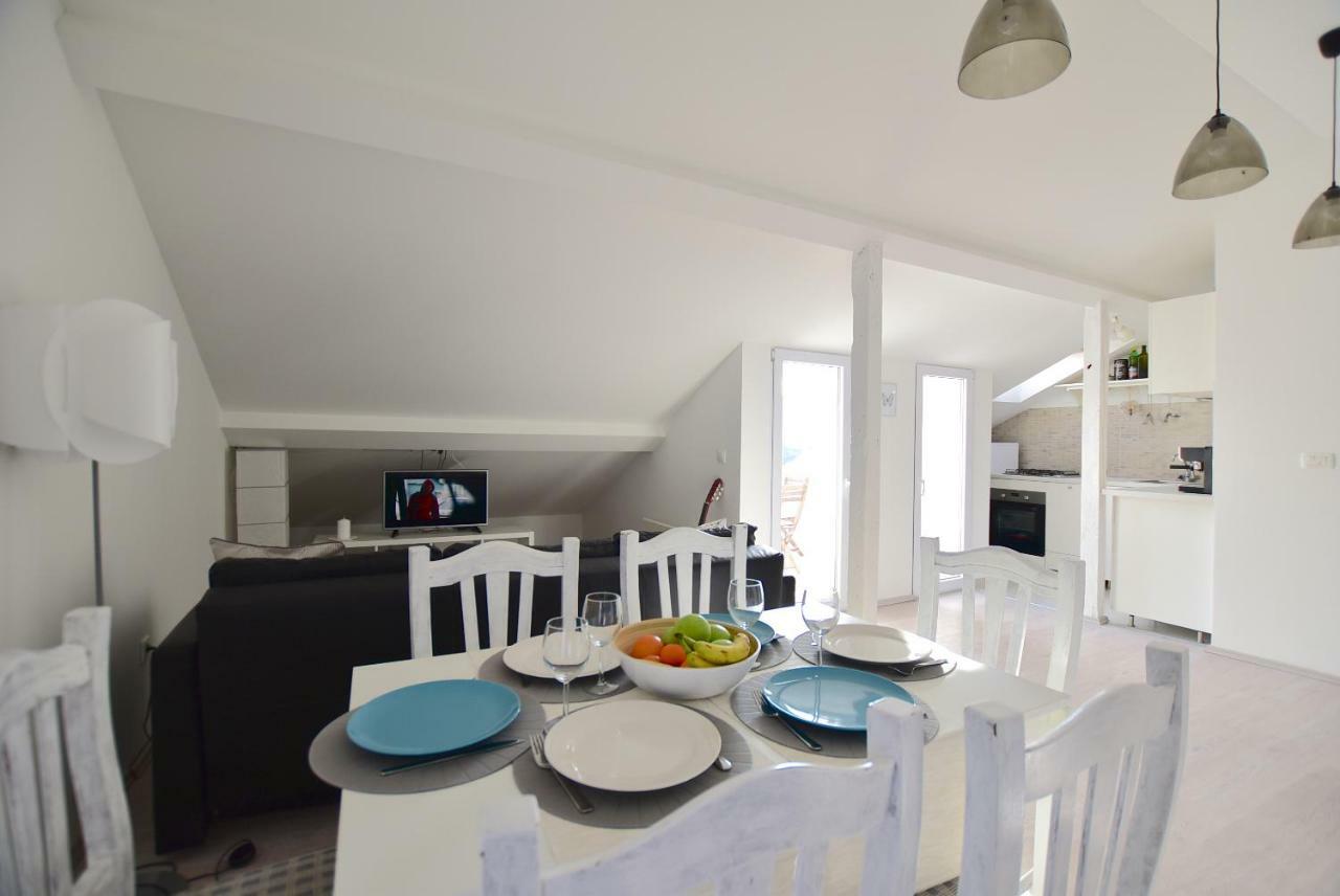 Apartments Sea & Sky Stari Grad  Εξωτερικό φωτογραφία